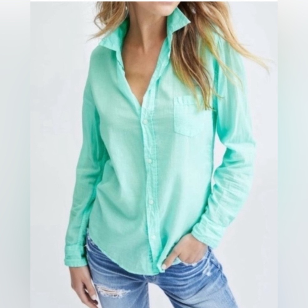 Frank & Eileen Light Green Button Down Shirt FABULOUS FOR SPRING!!